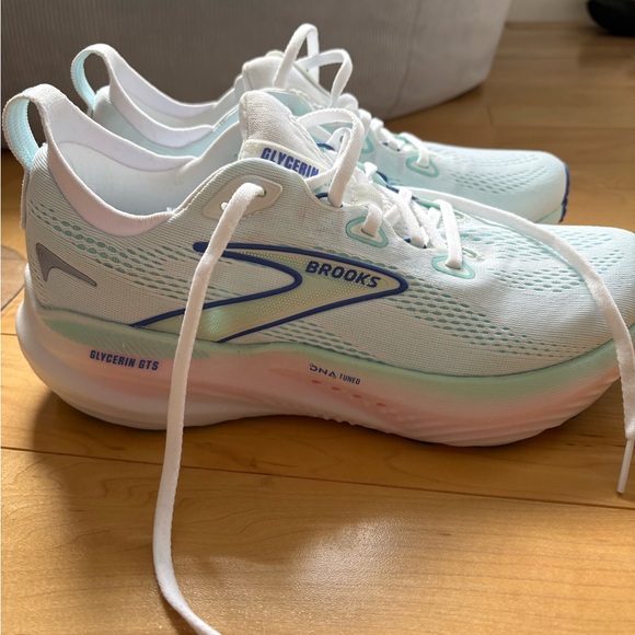 NEW Brooks Women’s Glycerin GTS 22 Running Shoes - Picture 5 of 13